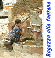 ragazza che lava